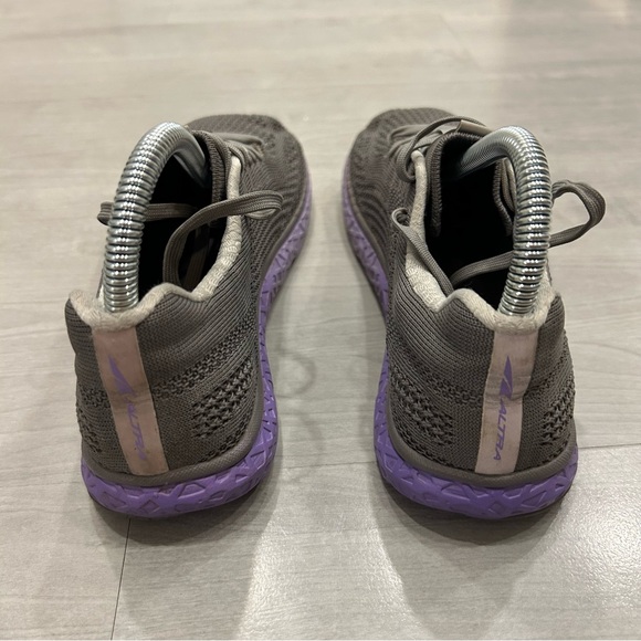 Altra Escalante Racer Womens Gray Road Running Shoes US 7 EU 38 ALW1933B220 - Picture 4 of 9